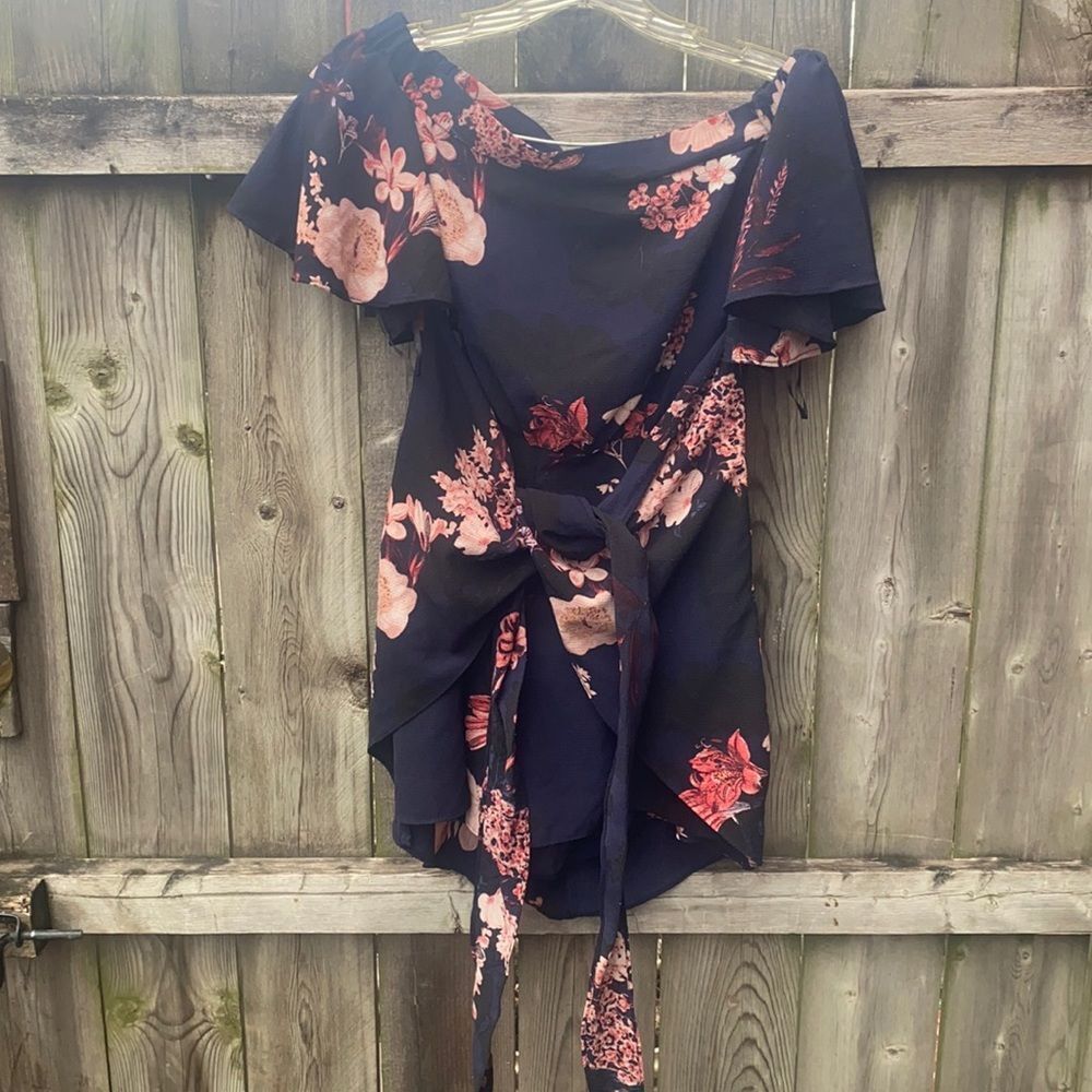 Floral romper sz. 6